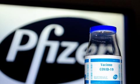 Anúncio para governanta em Campinas exige imunização com doses da Pfizer