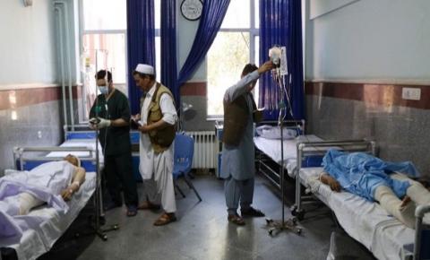 ​Afeganistão: bomba à beira da estrada causa 28 mortes e dez feridos