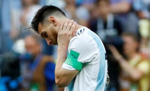 ​Após críticas, Messi é suspenso de jogos internacionais por três meses